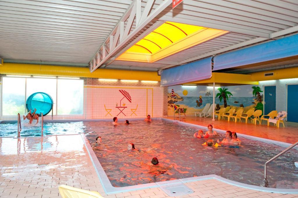 Camping Scheldeoord Baarland Exterior photo
